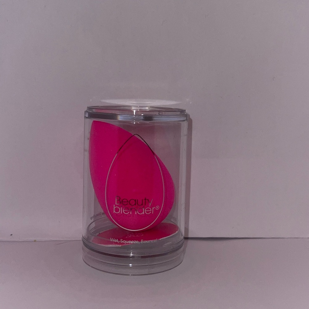 Beautyblender Pink Makeup Sponge